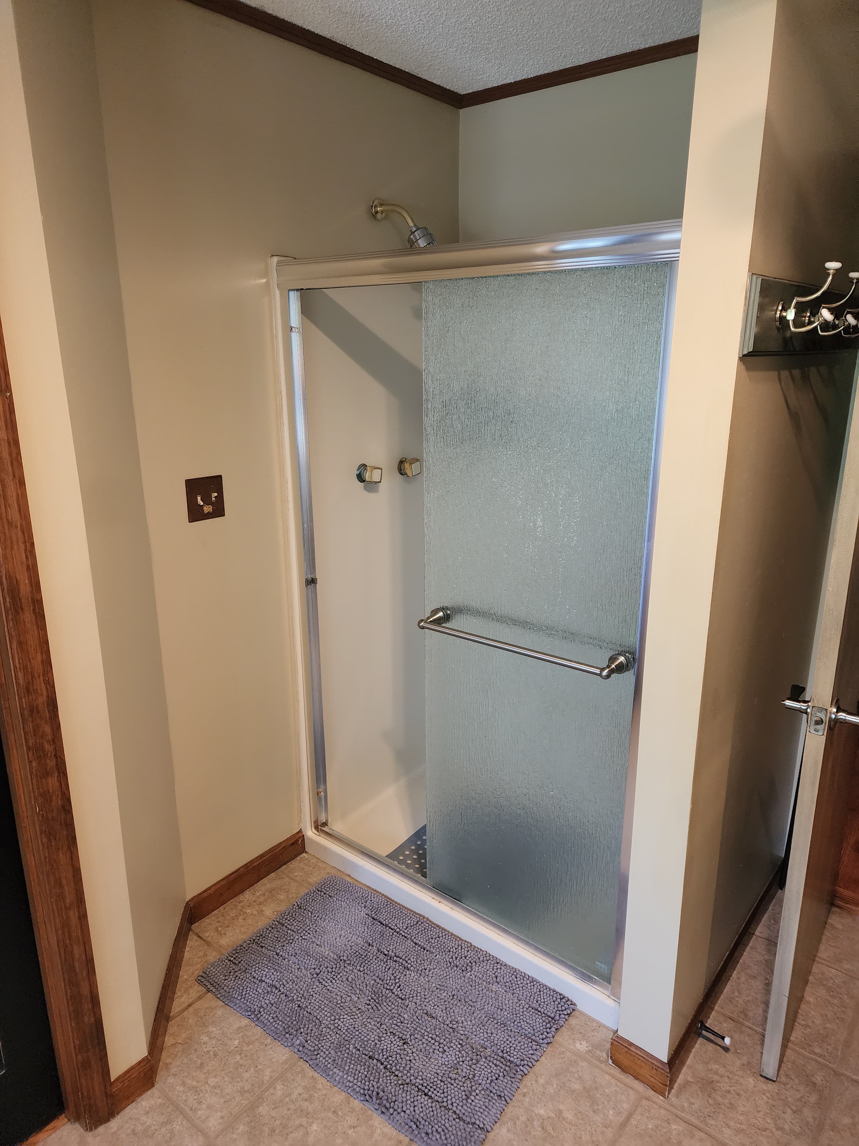 Before: Bathroom — photo 2